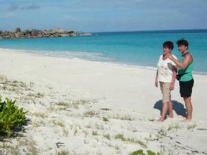 La Digue - Grand Anse_002_smal.jpg