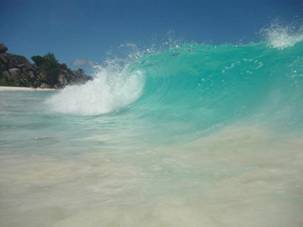 La Digue - wave_004-smal.jpg