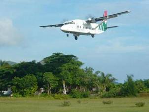 praslin - flughafen_001-smal.jpg