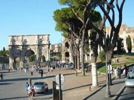 Rom - Colloseum-008_smal.jpg