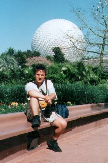 epcot.jpg (198726 Byte)